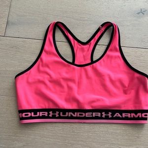 Women’s Under Armour sports bra